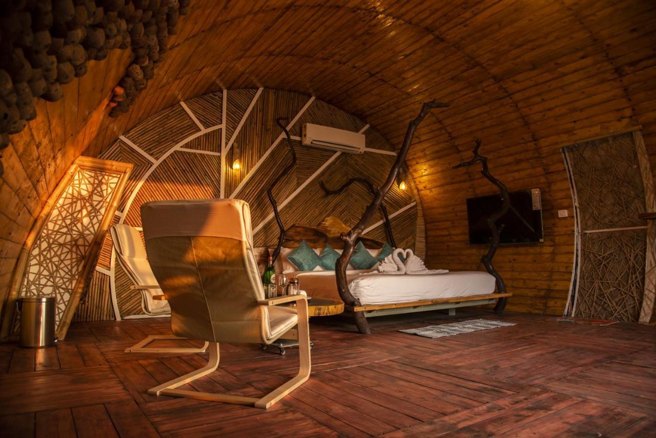 Obrigado By Craftels Hotel Canaguinim Buitenkant foto