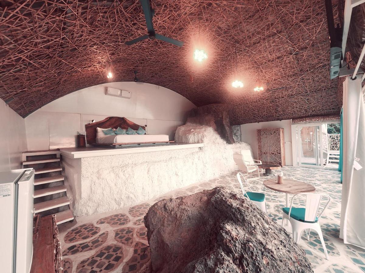 Obrigado By Craftels Hotel Canaguinim Buitenkant foto