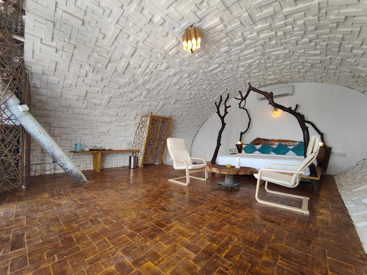 Obrigado By Craftels Hotel Canaguinim Buitenkant foto
