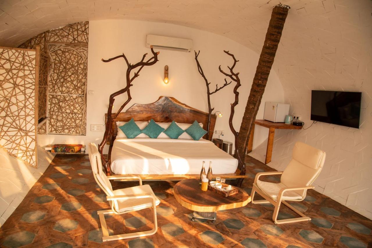 Obrigado By Craftels Hotel Canaguinim Buitenkant foto