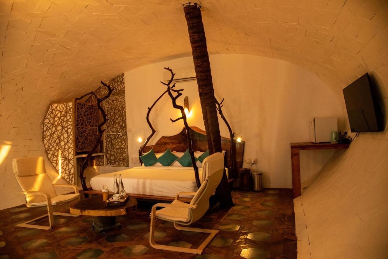 Obrigado By Craftels Hotel Canaguinim Buitenkant foto